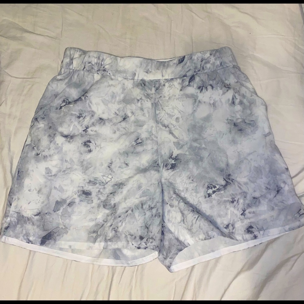 Marble White Brand New Lululemon Biker Shorts! Size 6